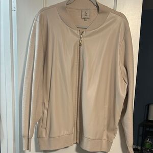 Elegant Cream Women's Jacket
